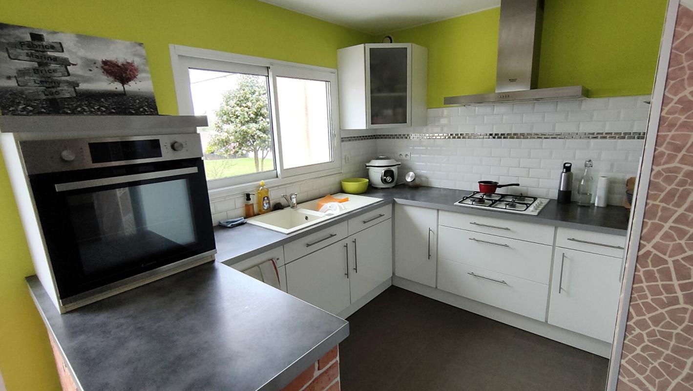 LES LANDES-GENUSSON Maison Les Landes Genusson 6 pièces 138 m2 4