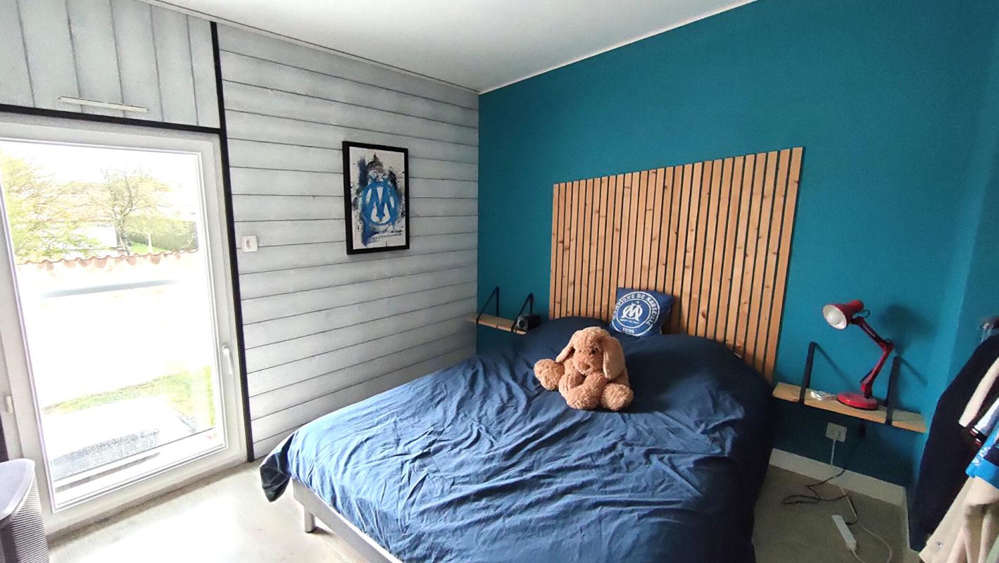 LES LANDES-GENUSSON Maison Les Landes Genusson 6 pièces 138 m2 5