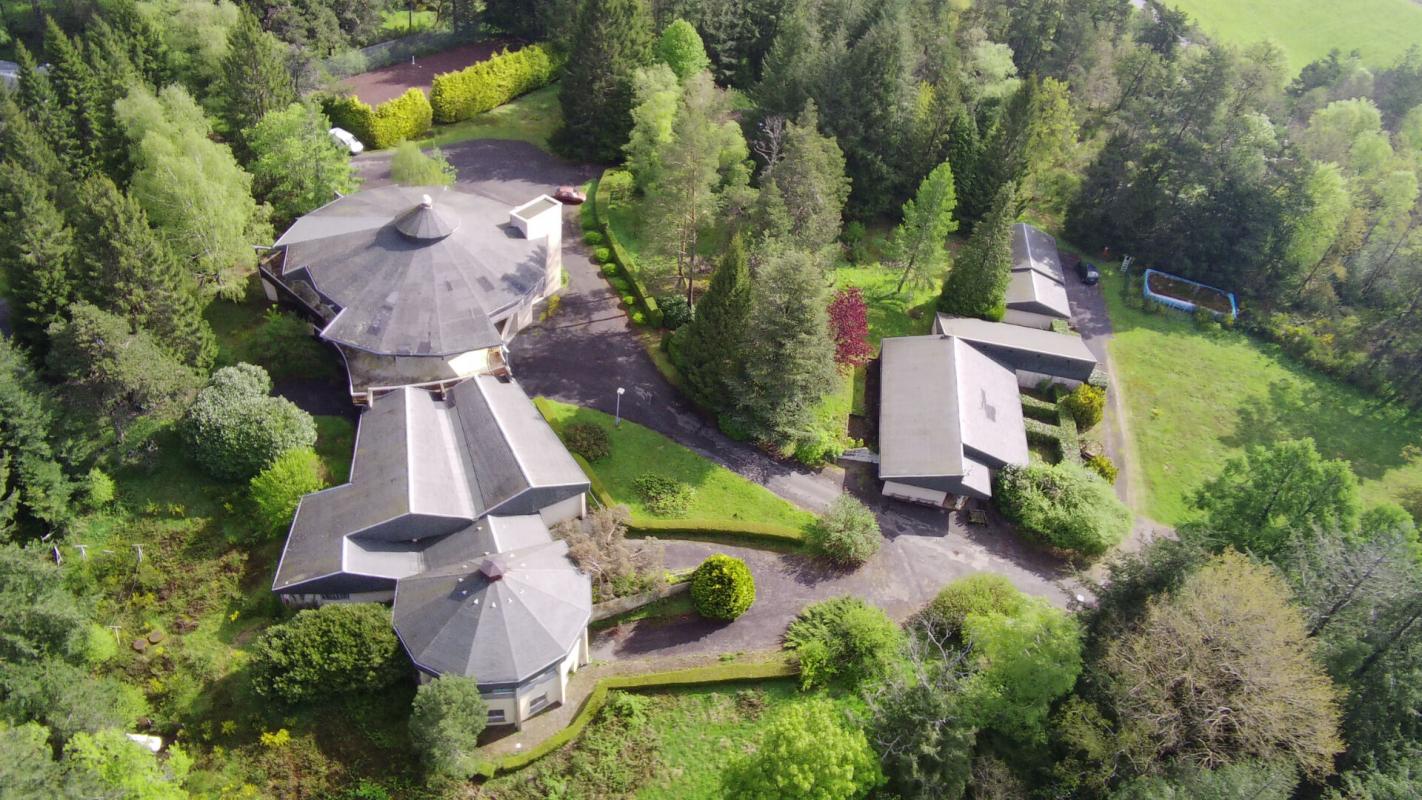 SAINT-YRIEIX-LE-DEJALAT Ensemble immobilier  3700 m² 1