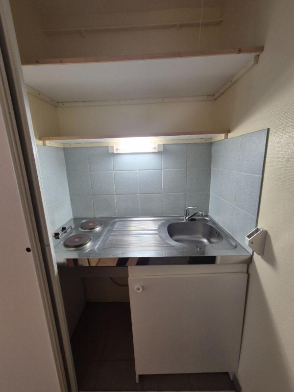 SAINT-YRIEIX-LE-DEJALAT Ensemble immobilier  3700 m² 8