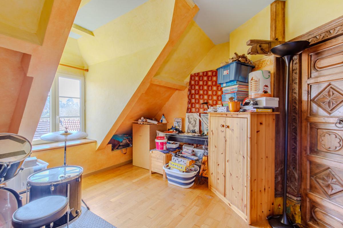 GAILLON-SUR-MONTCIENT EXCLUSIVITE PROPRIETES-PRIVEES - Maison de charme à Gaillon-sur-Montcient 10