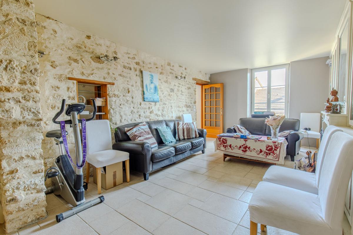 GAILLON-SUR-MONTCIENT EXCLUSIVITE PROPRIETES-PRIVEES - Maison de charme à Gaillon-sur-Montcient 3