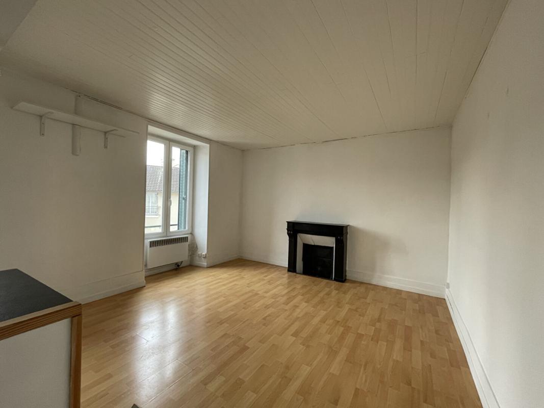MOURS Appartement  Mours: 2 pièces 35 m2 1