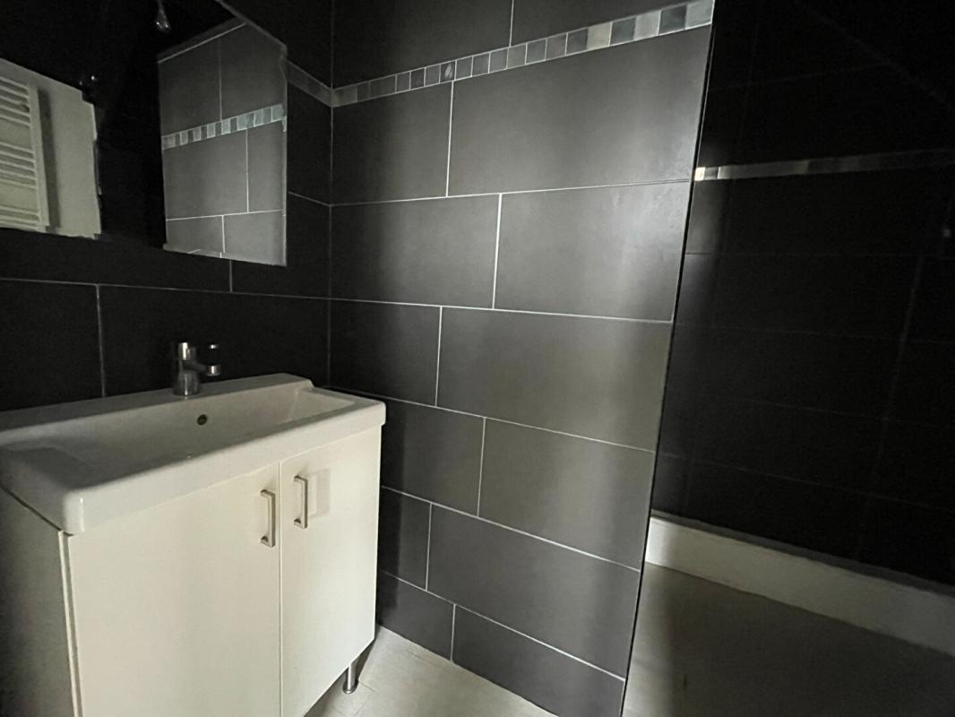 MOURS Appartement  Mours: 2 pièces 35 m2 7