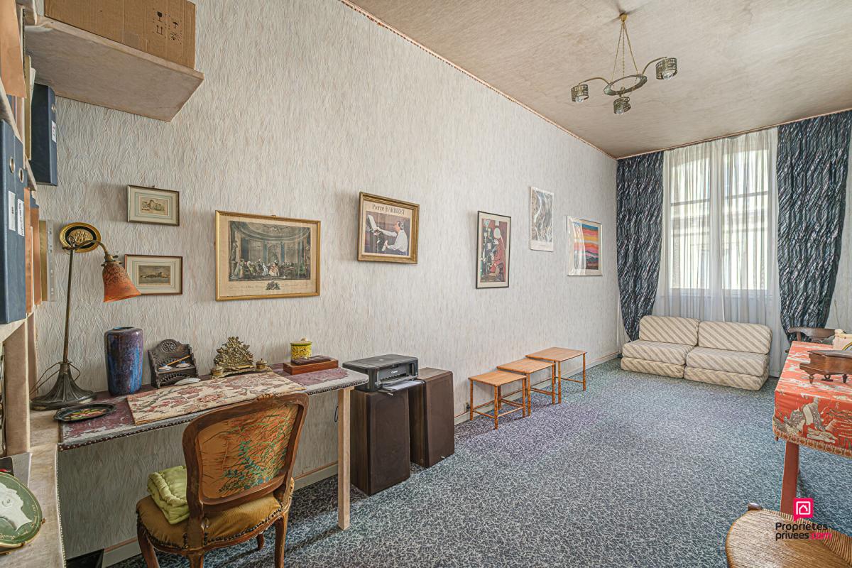 MARSEILLE-1ER-ARRONDISSEMENT Appartement Marseille 4 pièce(s) 226 m2 11