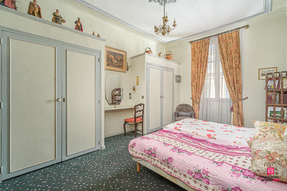 MARSEILLE-1ER-ARRONDISSEMENT Appartement Marseille 4 pièce(s) 226 m2 9