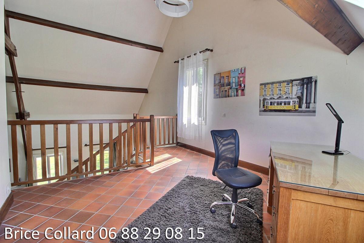 VERNEUIL-EN-HALATTE 60550 VERNEUIL EN HALATTE Maison familiale 5-6 chambres 8