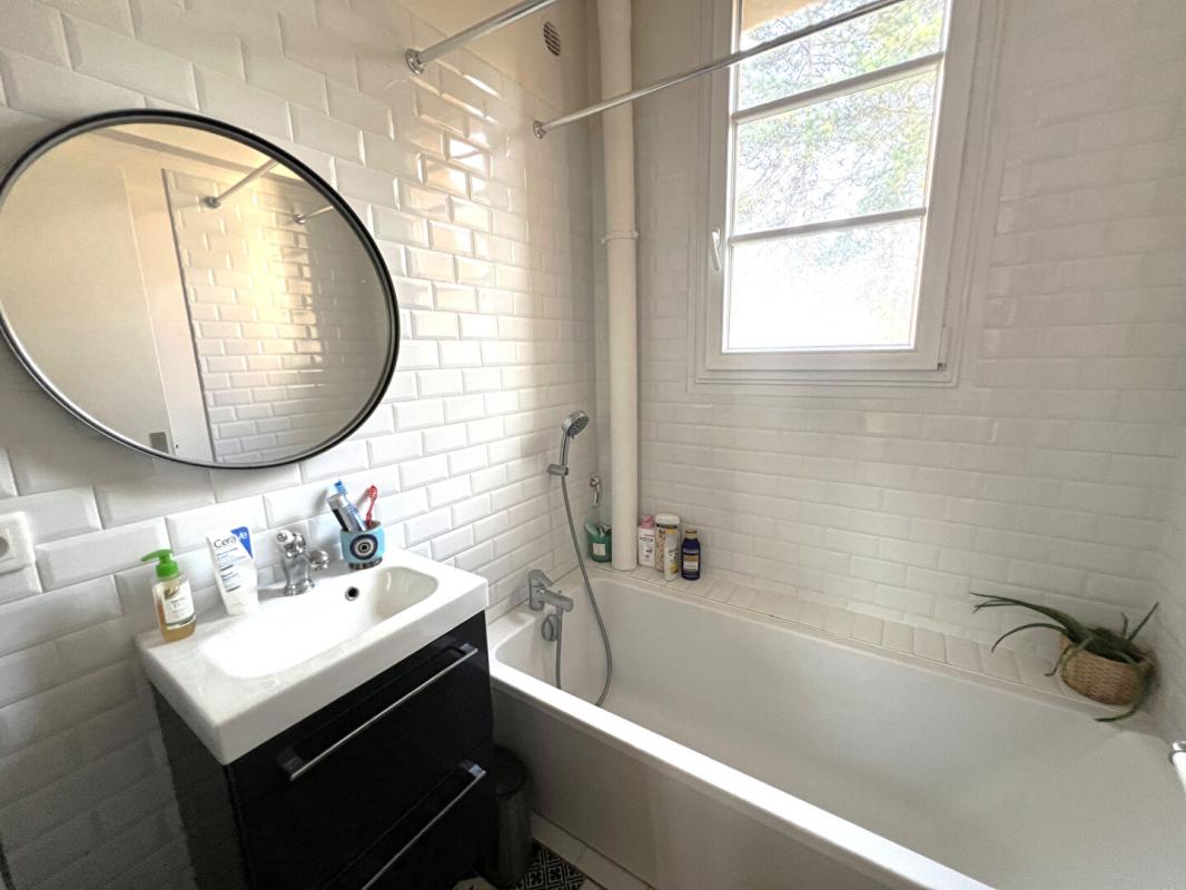 SURESNES Appartement à Suresnes - TRès bon état 9