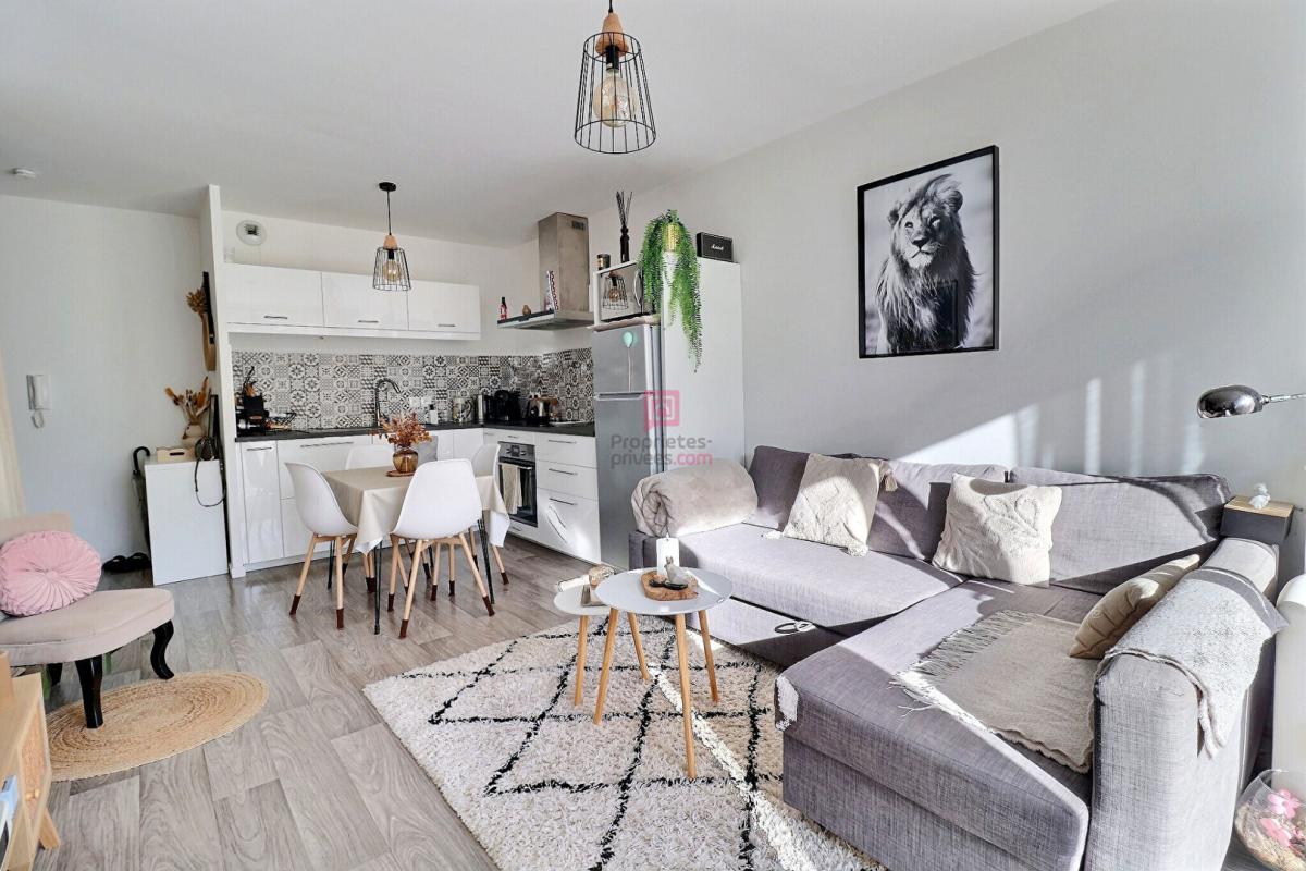 SAINTE-GENEVIEVE-DES-BOIS Appartement  trois pièce(s) 57  m2 4