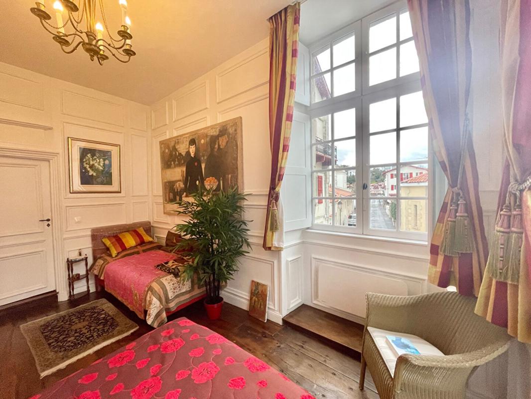 SAINT-JEAN-DE-LUZ Saint-Jean-de-Luz, entre le Port et la Baie 10