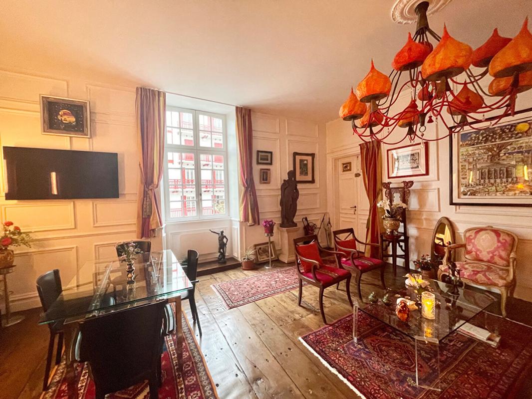 SAINT-JEAN-DE-LUZ Saint-Jean-de-Luz, entre le Port et la Baie 2