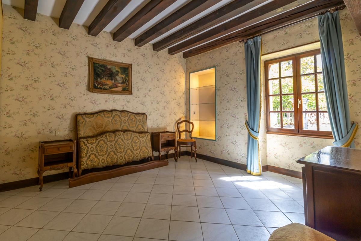 CHABRIS Maison Chabris 10 pièce(s) 232 m2 10