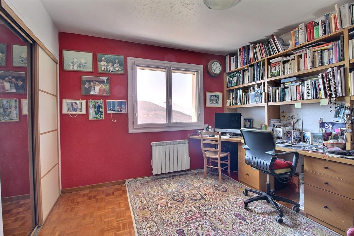 SAINT-JEAN-D'ARVEY Saint-Jean-d'Arvey 7 pièces 149 m2 11