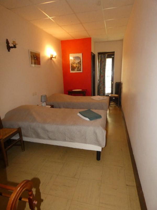 NADAILLAC Ensemble immobilier de caractère en Dordogne 14