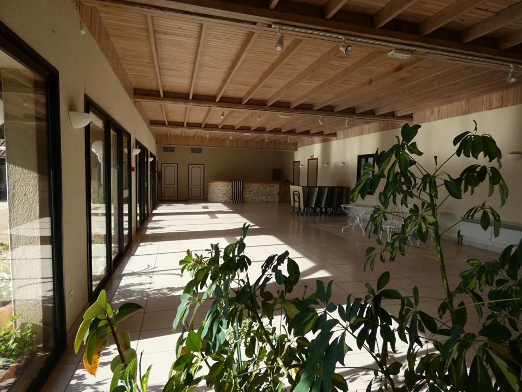 NADAILLAC Ensemble immobilier de caractère en Dordogne 6