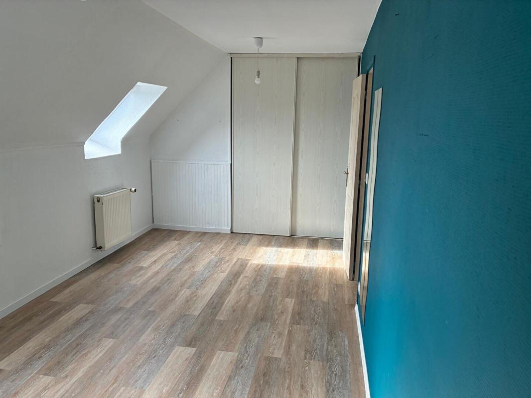 GAUVILLE-LA-CAMPAGNE Charmante Maison Familiale et Individuelle ? 3 niveaux ? 1 étage ? 3 Chambres ? Sous Sol Total ? Terrain 3545 m2 12