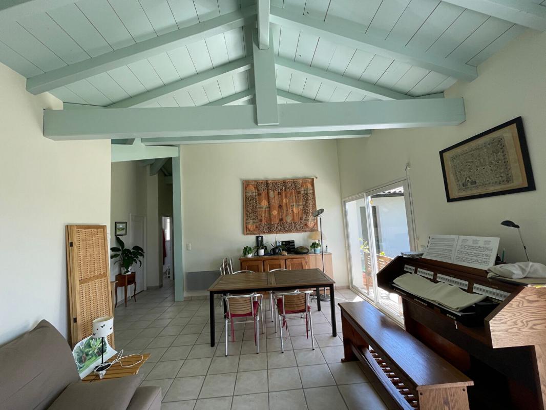 USTARITZ Ustaritz, Propriété familiale avec vue montagnes 12