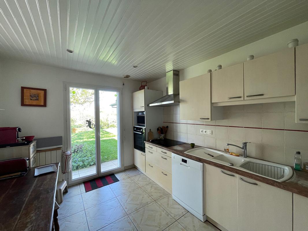 USTARITZ Ustaritz, Propriété familiale avec vue montagnes 7