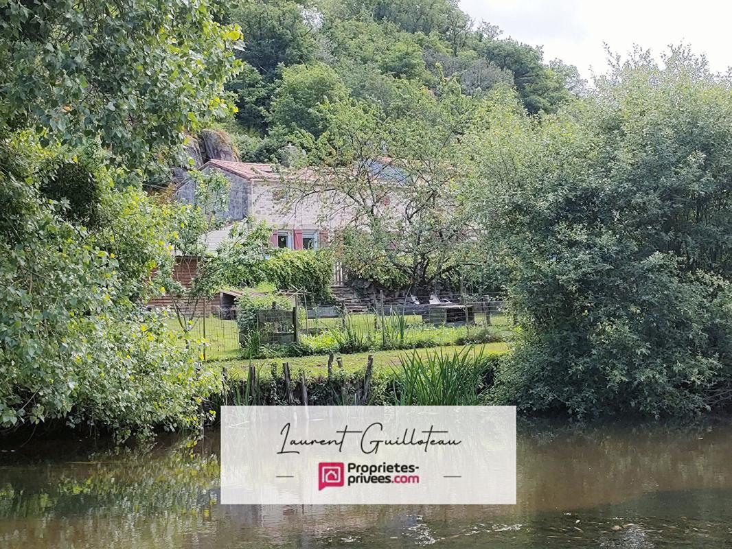 MORTAGNE-SUR-SEVRE Maison Mortagne sur Sèvre 5 pièces 90 m2 1