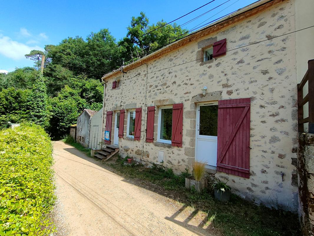 MORTAGNE-SUR-SEVRE Maison Mortagne sur Sèvre 5 pièces 90 m2 4