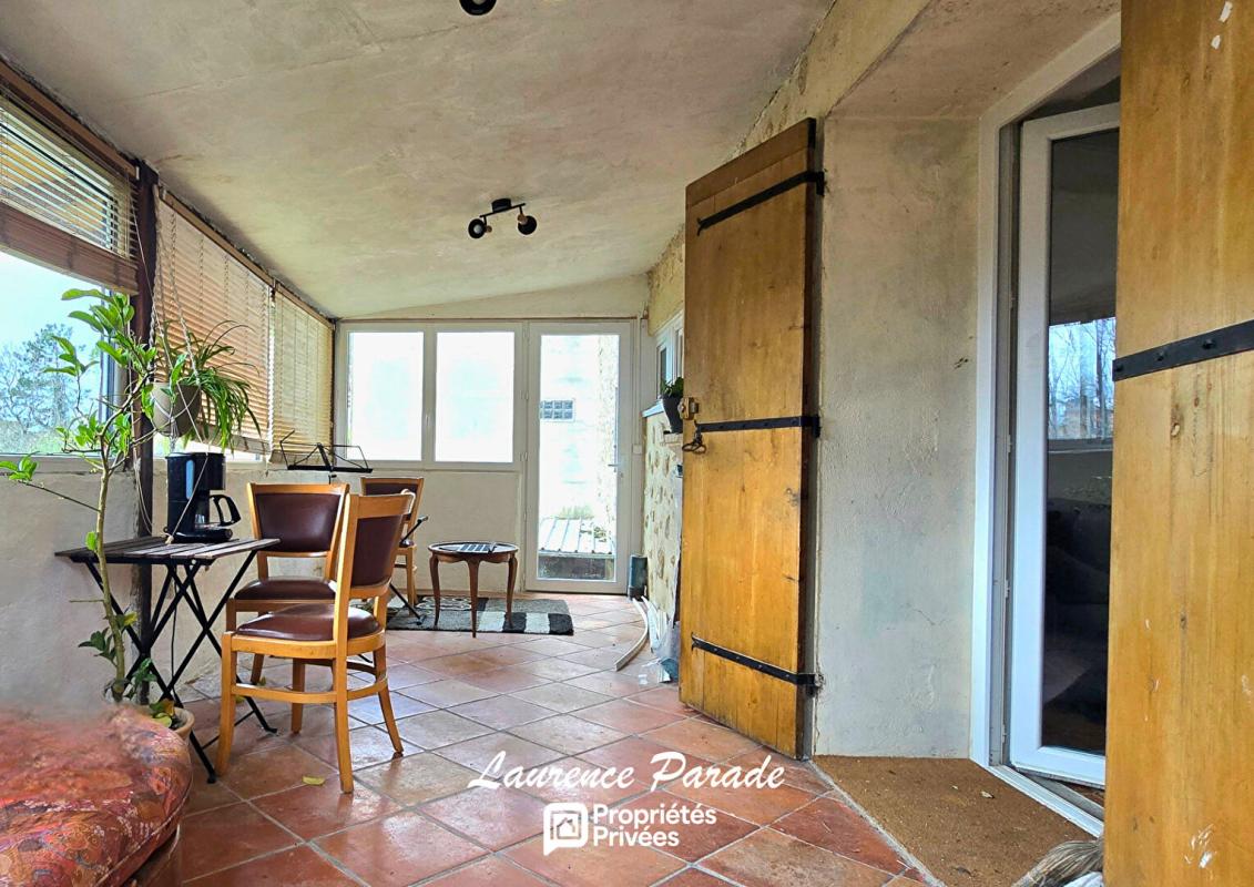 RAUZAN Maison en pierre avec garage et cave 4