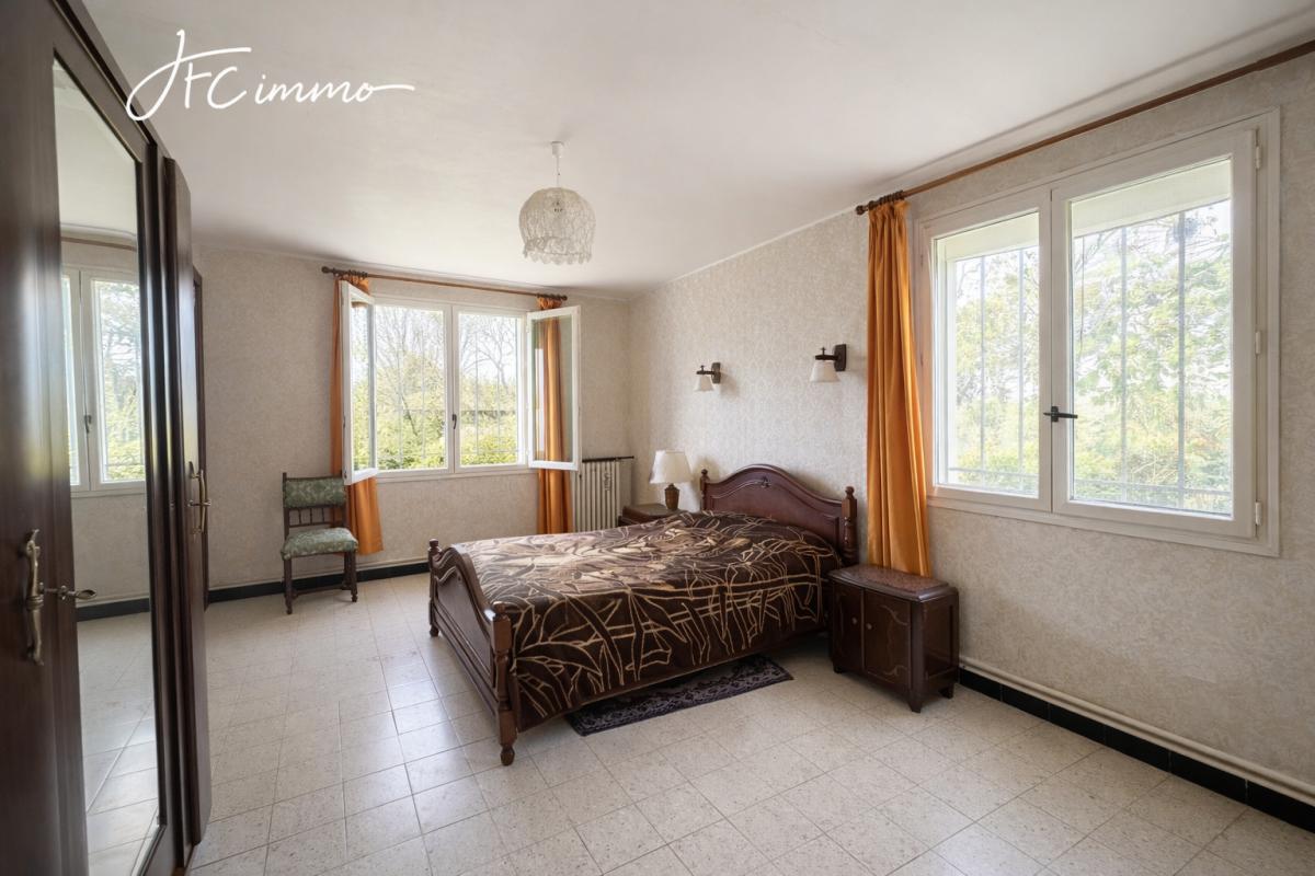 MORTEFONTAINE Maison 7 pièce(s) 92 m2 12