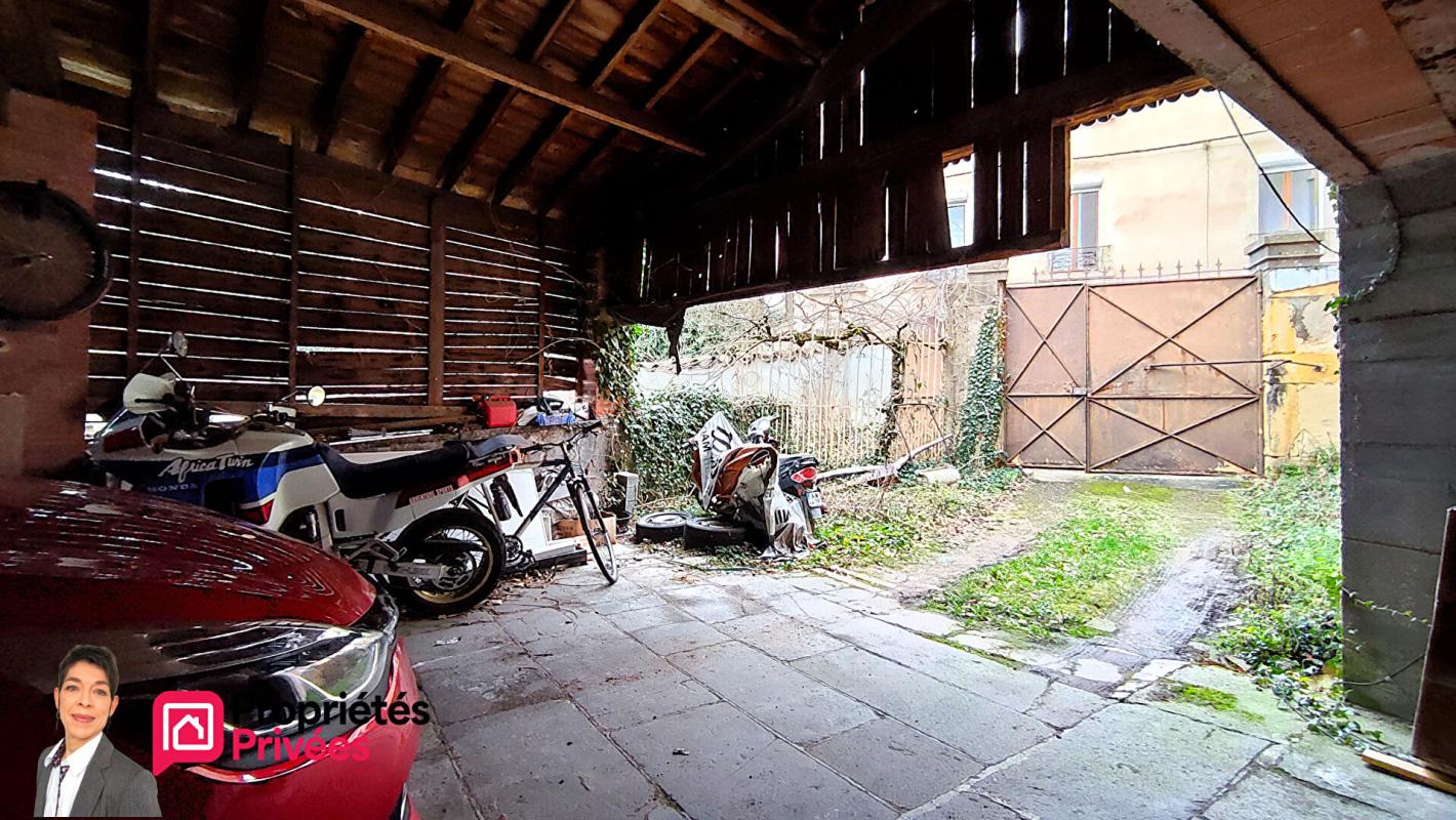 THIZY THIZY-LES-BOURG (69240) Immeuble de rapport en monopropriété , rentabilité immédiate 18