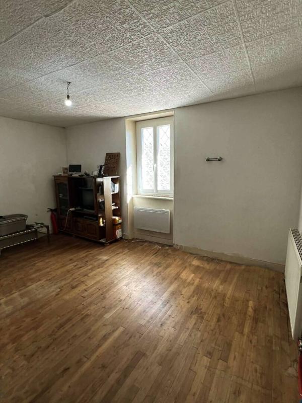 THIVIERS DORDOGNE - BAR TABAC RESTAURANT 80 COUVERTS, TERRASSE ET LOGEMENT 6