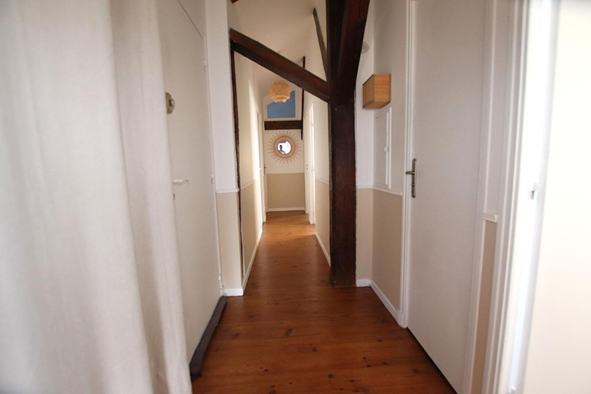 MILLAU Appartement T6 d'exception avec terrasse plein sud -Vue Viaduc et Pouncho d'Agast 8