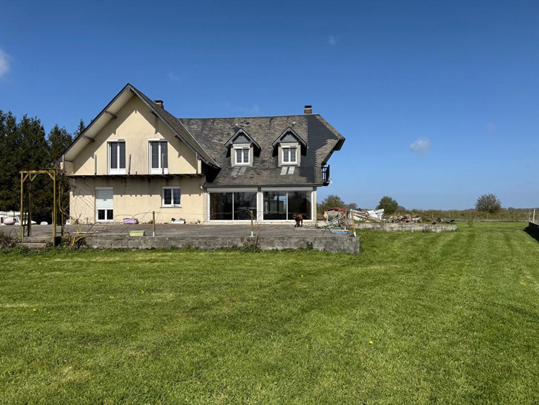 GODERVILLE Maison Goderville 8 pièce(s) 237 m2 1