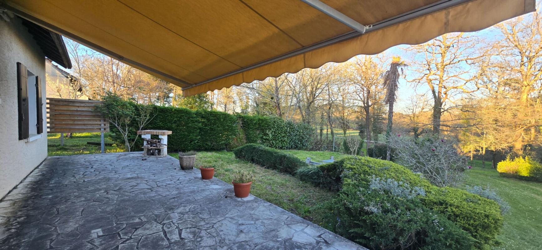 MONTPON-MENESTEROL Maison  de style périgourdin ? Lumineuse et fonctionnelle 14