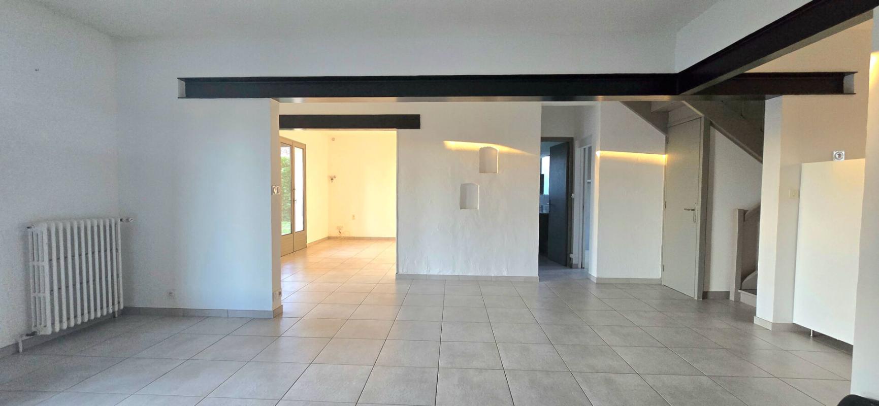 MONTPON-MENESTEROL Maison  de style périgourdin ? Lumineuse et fonctionnelle 7