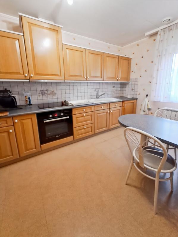 SARRY Maison familiale à Sarry 8 pièce(s) 180 m2 3