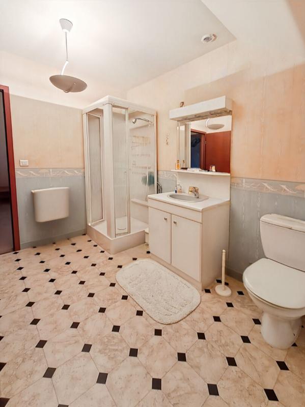 SARRY Maison familiale à Sarry 8 pièce(s) 180 m2 9