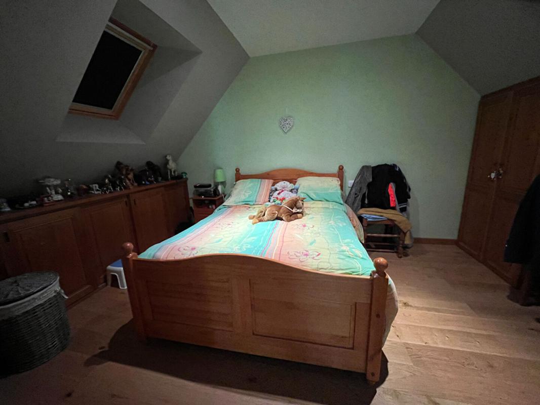 COURCELLES-LES-GISORS Proche de Gisors, maison 5 CHAMBRES sur sous sol total 130M2 8