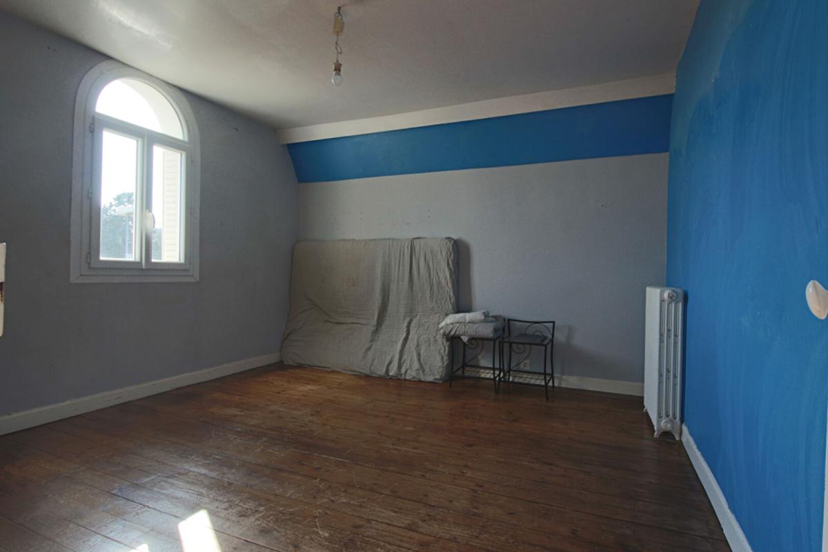 SOISSONS Maison de caractère en meulière ? 183 m² ? 6 chambres ? Soissons 16