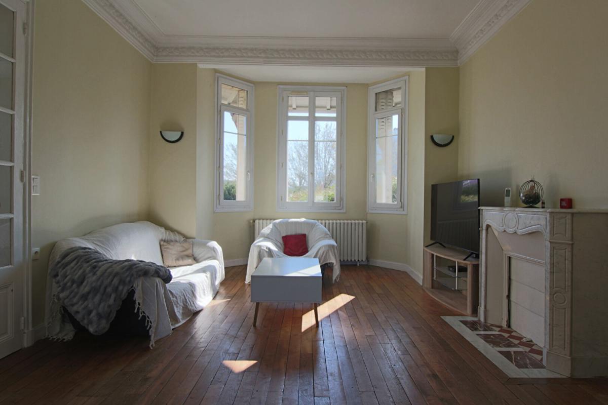 SOISSONS Maison de caractère en meulière ? 183 m² ? 6 chambres ? Soissons 6