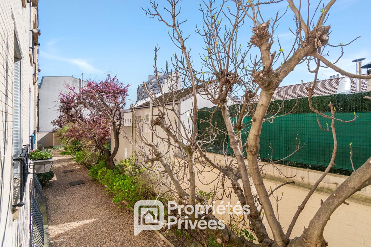 COURBEVOIE Courbevoie-Bécon - 2 pièces de 56 m² en parfait état 10