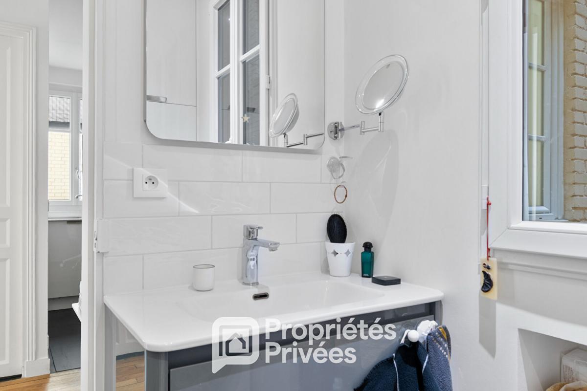 COURBEVOIE Courbevoie-Bécon - 2 pièces de 56 m² en parfait état 13
