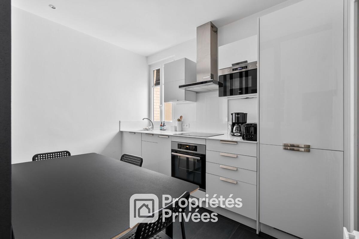 COURBEVOIE Courbevoie-Bécon - 2 pièces de 56 m² en parfait état 8