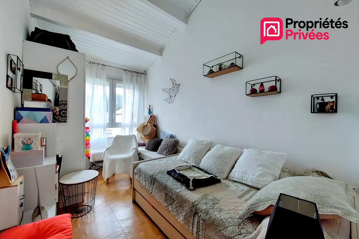 NIMES Belle opportunité à Nîmes - Maison individuelle - 6 pièce(s) - 4 chambres - 97 m2 14