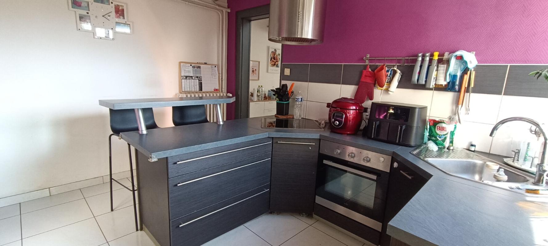 SAINT-SAUVEUR Maison 6 pièces,  terrain 1200 m2 6