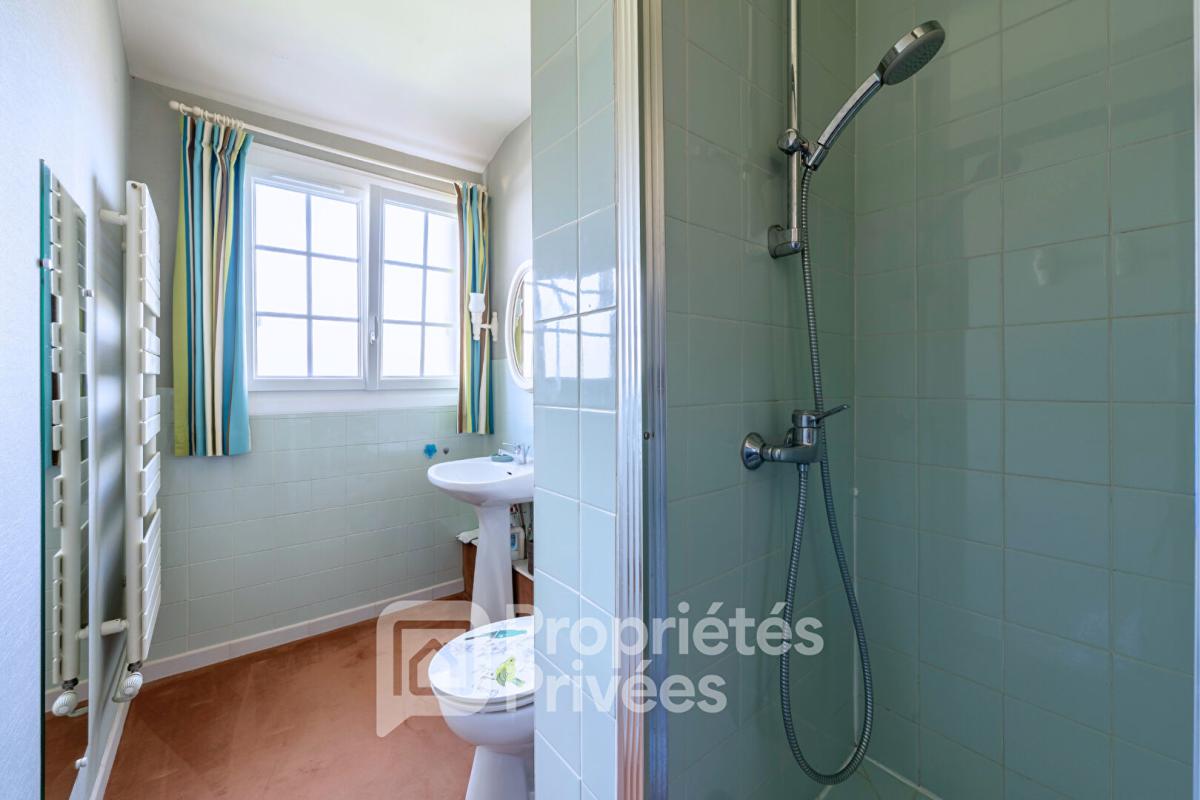 LIMOURS Maison familiale au coeur de Limours 15