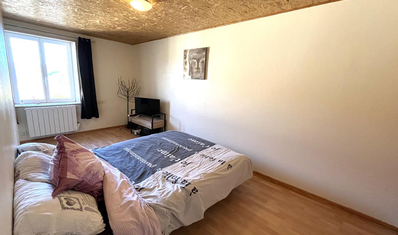 VOSBLES Maison de village rénovée, à deux pas de la rivière de la Valouse - Jura 4