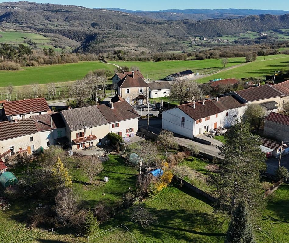 VOSBLES Maison de village rénovée, à deux pas de la rivière de la Valouse - Jura 5
