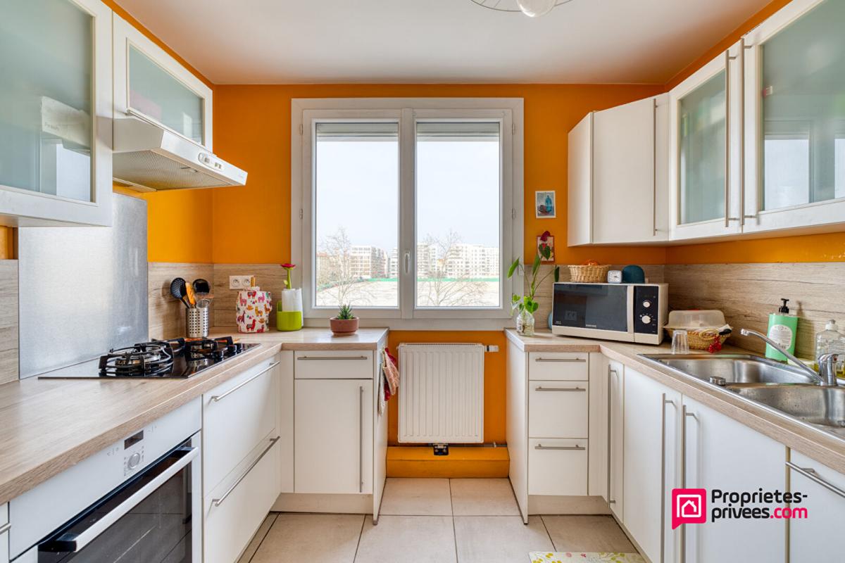 LYON-7E-ARRONDISSEMENT Appartement Lyon Gerland 3/4pièce(s) 83 m2 12