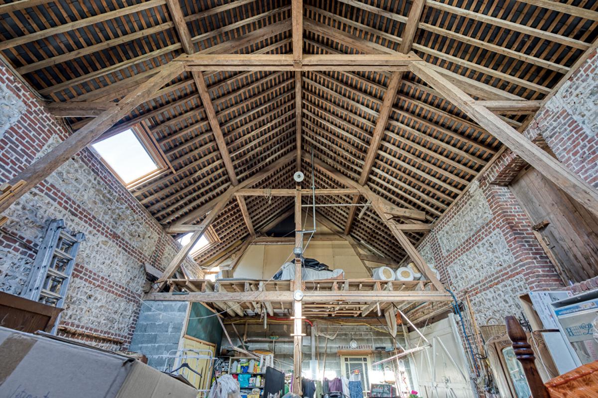 FECAMP Authentique briques et silex, 250m2 dont 8 chambres. Beaux volumes 10