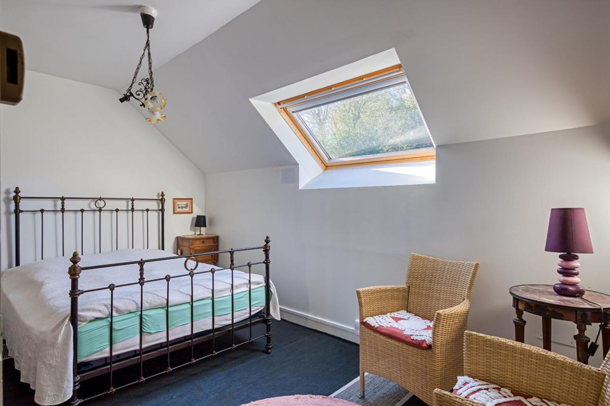 FECAMP Authentique briques et silex, 250m2 dont 8 chambres. Beaux volumes 12