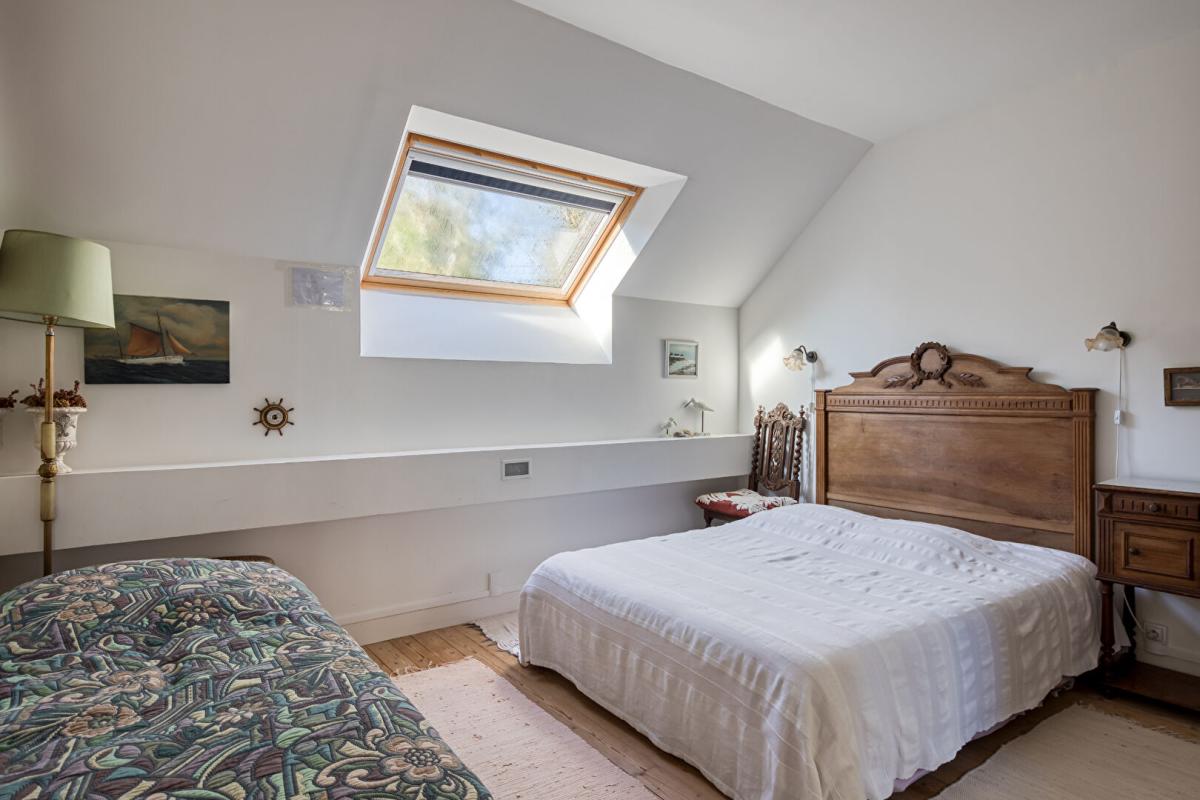 FECAMP Authentique briques et silex, 250m2 dont 8 chambres. Beaux volumes 14