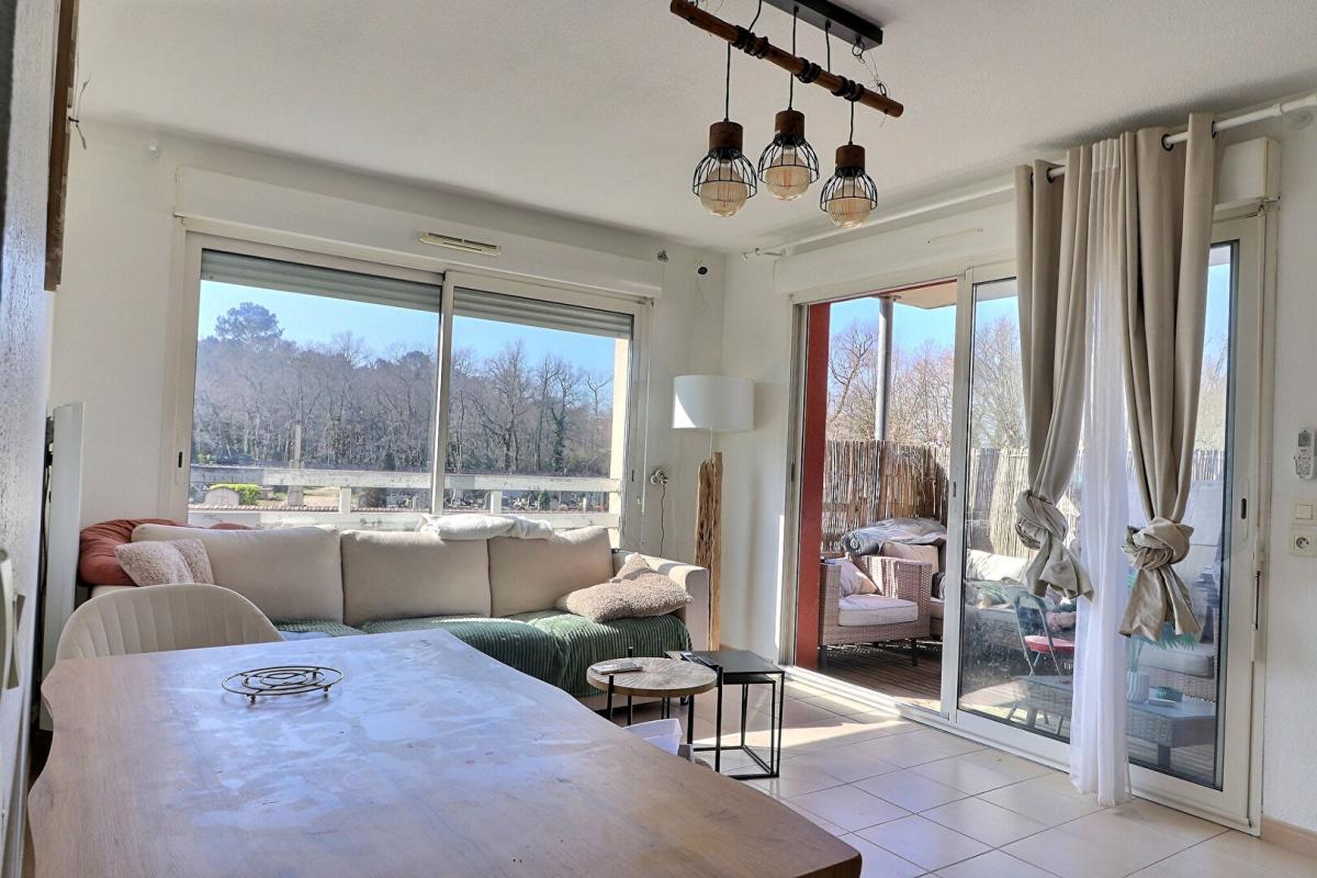CASTELNAU-DE-MEDOC Appartement  avec extérieur 6